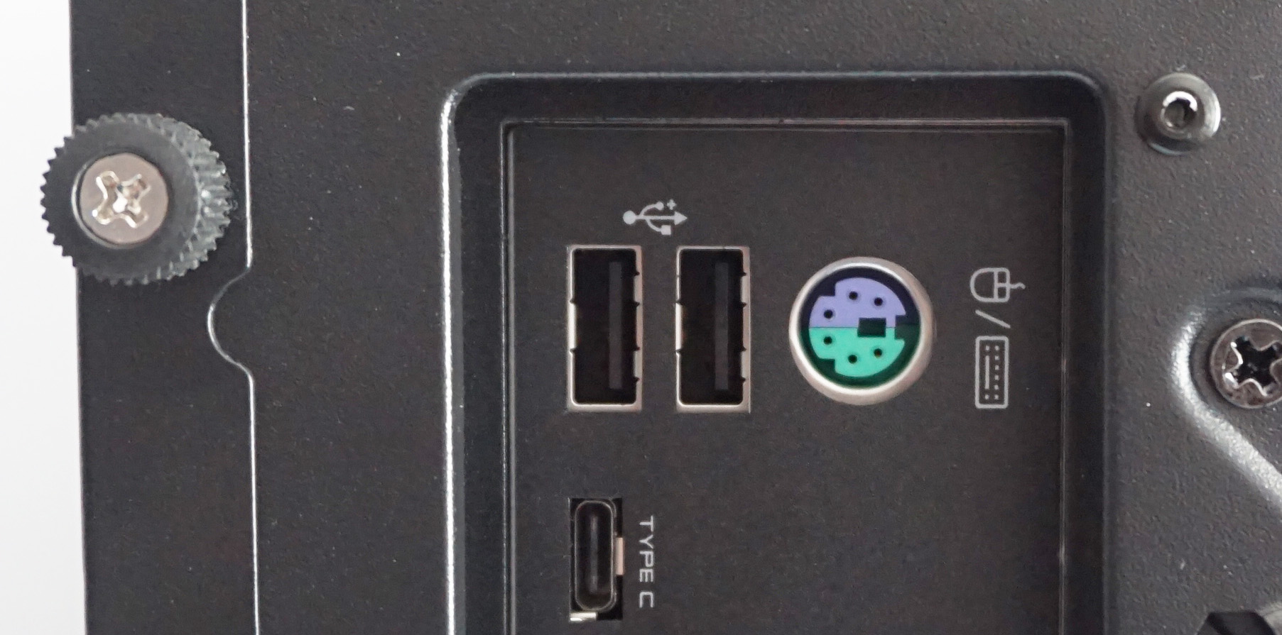 Check if the mouse and keyboard are properly connected to the computer.
Ensure the USB cables are securely plugged into the appropriate ports.