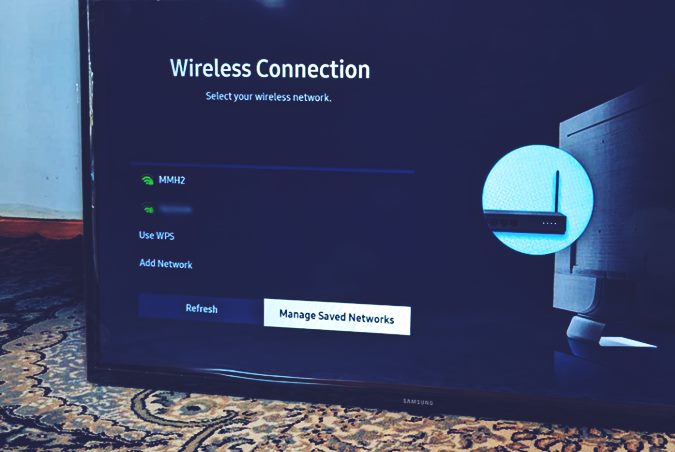 Ensure that the TV is connected to the internet.
If there is a problem with the internet connection, troubleshoot it before proceeding.