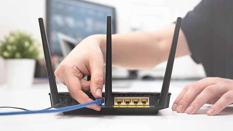 Turn off your router and modem
Wait for 30 seconds
