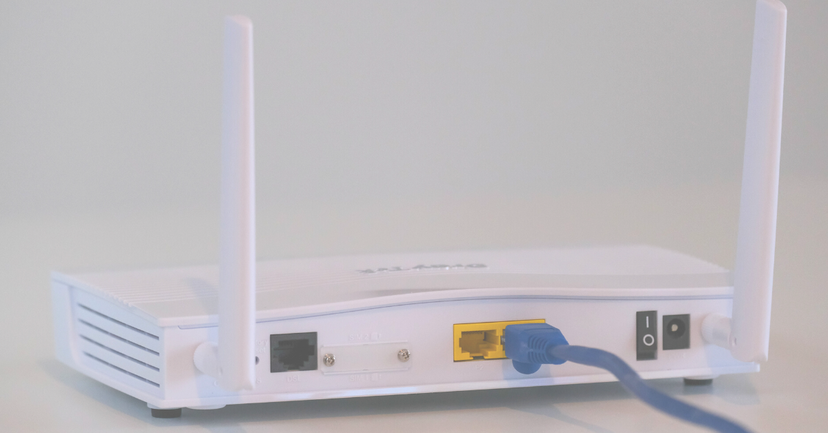 Unplug the power cable from the wireless router, gateway, or modem.
Wait for 30 seconds.